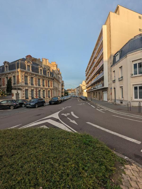 Appartement L'Ange Au Sourire à Reims Extérieur photo